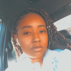 Meet your Posher, Chesleeann